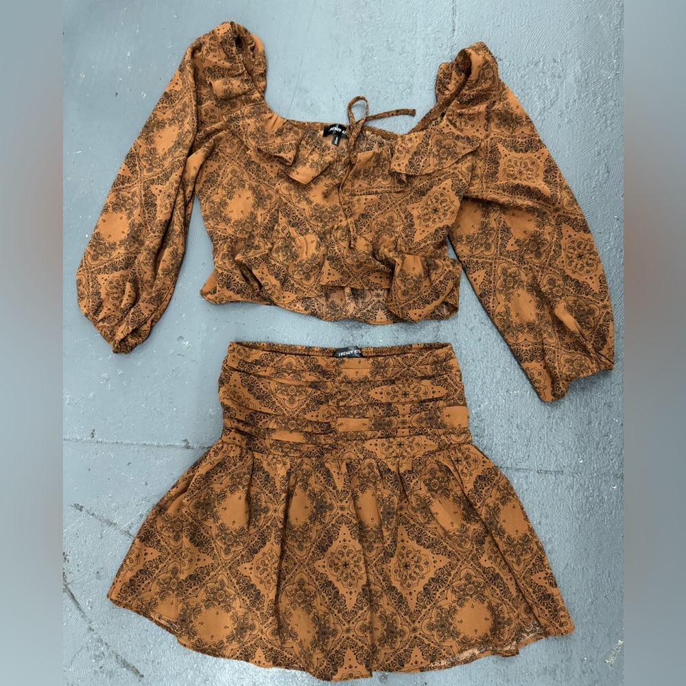 French Kiss Small Tan Patterned Skirt Set